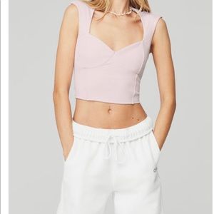 Alo- RIBBED SWEETHEART SHORT SLEEVE × 1